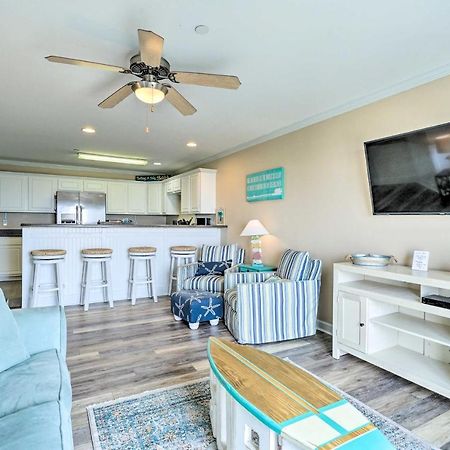 Ocean-View Oak Island Condo, 1 Block To Beach! Екстер'єр фото