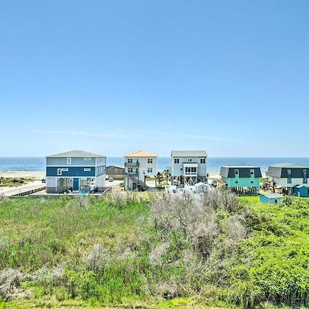 Ocean-View Oak Island Condo, 1 Block To Beach! Екстер'єр фото